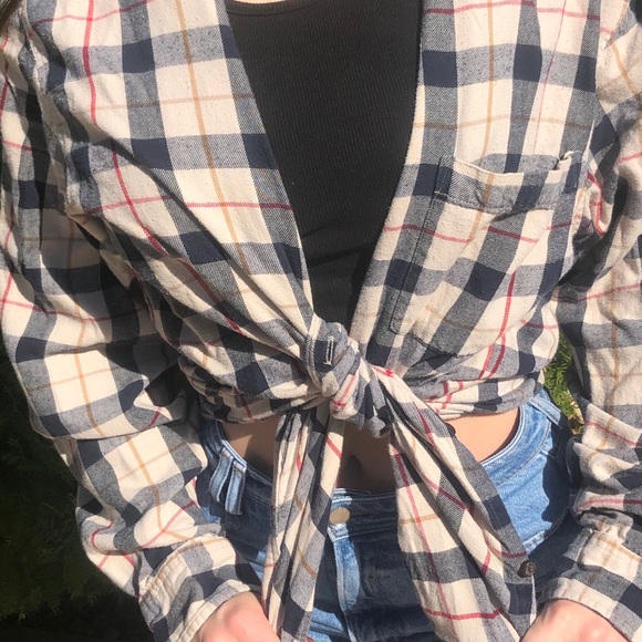 Flannel - Picture 3 of 3